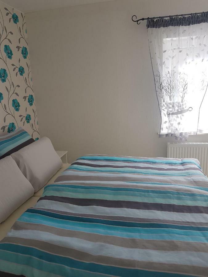 Ferienwohnung Regenbogen Капел-Графенхаузен Екстериор снимка