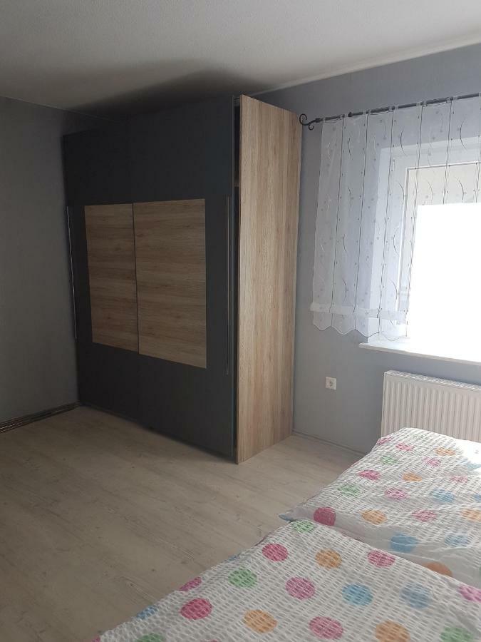 Ferienwohnung Regenbogen Капел-Графенхаузен Екстериор снимка